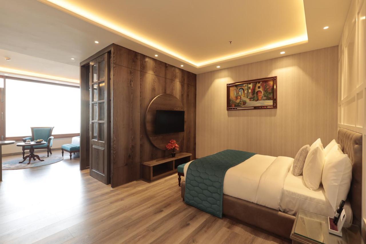 Welcomheritage Elysium Resort & Spa ชิมลา ภายนอก รูปภาพ